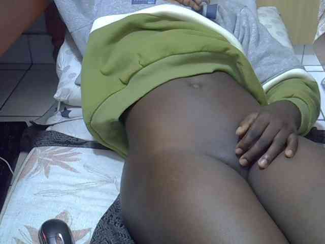 Ebonydora webcam