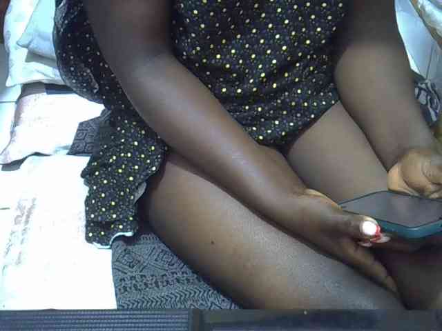 Ebonydora webcam