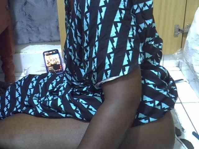 Ebonydora webcam