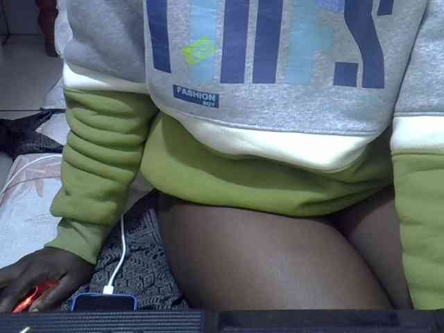 Ebonydora webcam