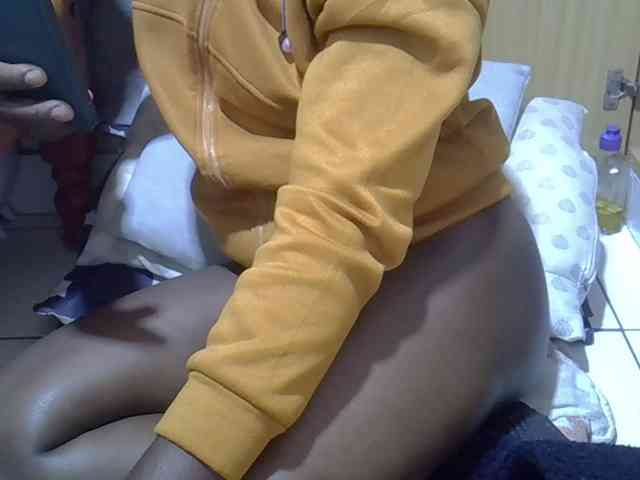 Ebonydora webcam