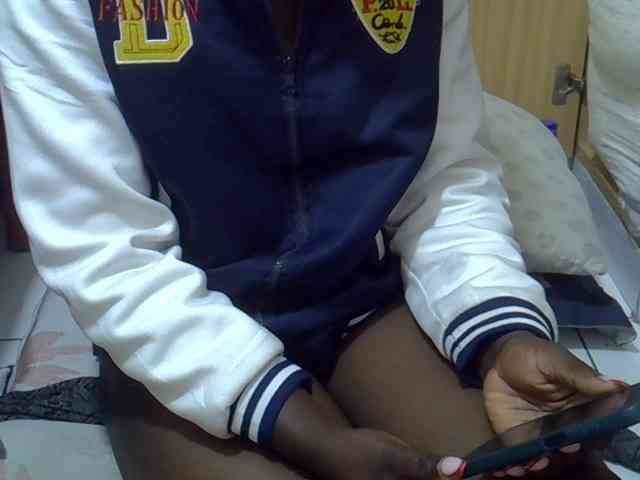 Ebonydora webcam