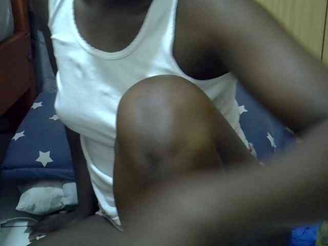 Ebonydora webcam