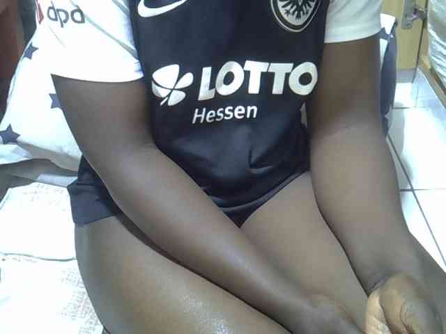 Ebonydora webcam