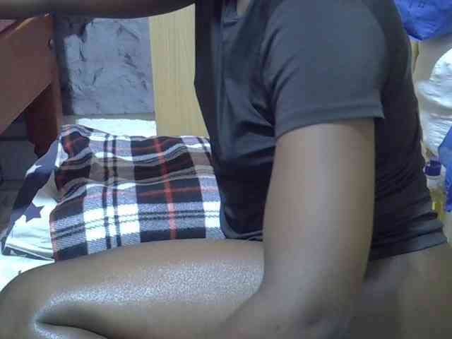 Ebonydora webcam