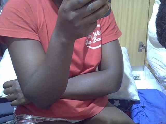 Ebonydora webcam