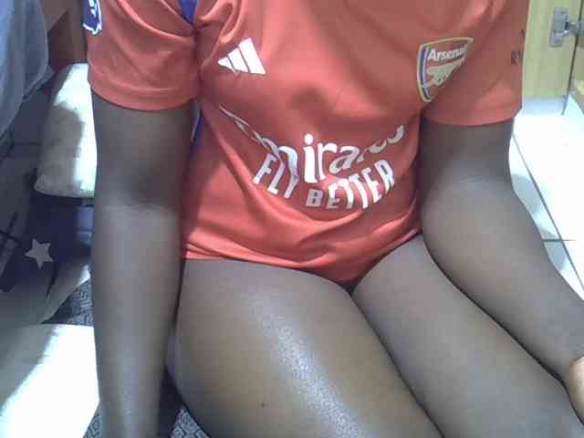 Ebonydora webcam