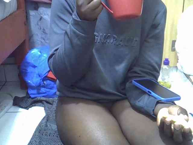 Ebonydora webcam