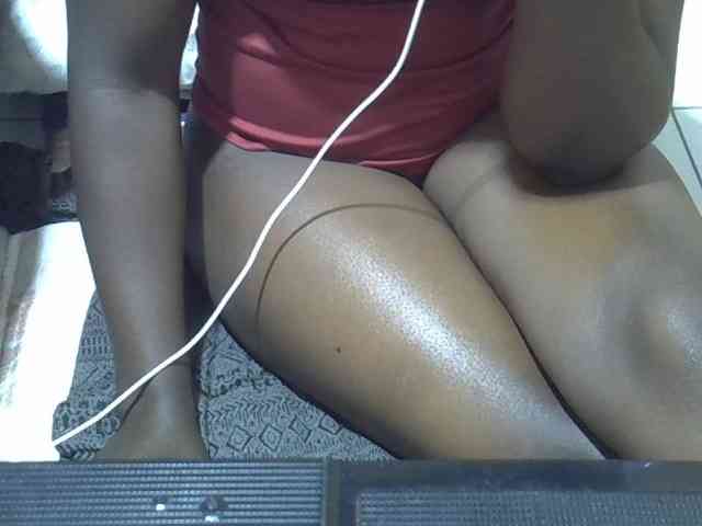 Ebonydora webcam
