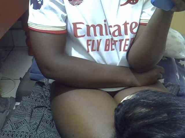 Ebonydora webcam