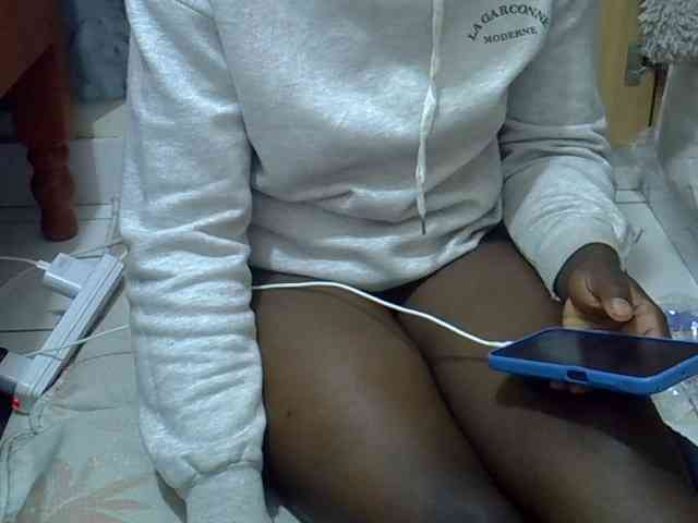 Ebonydora webcam