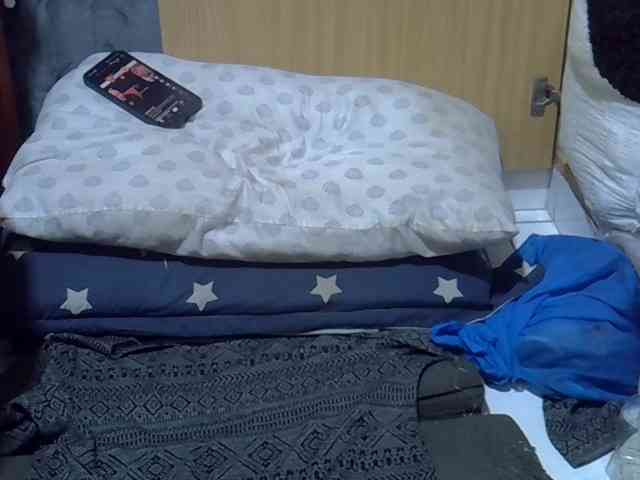 Ebonydora webcam