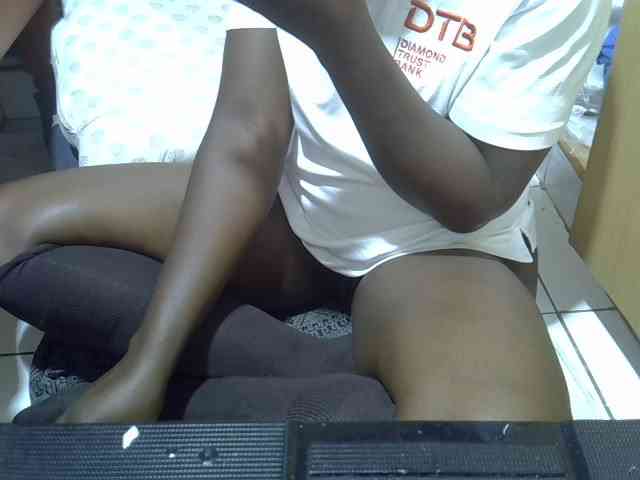 Ebonydora webcam