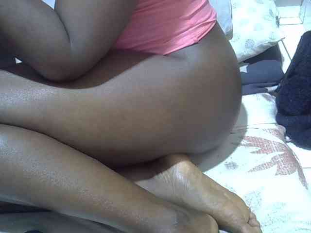 Ebonydora webcam