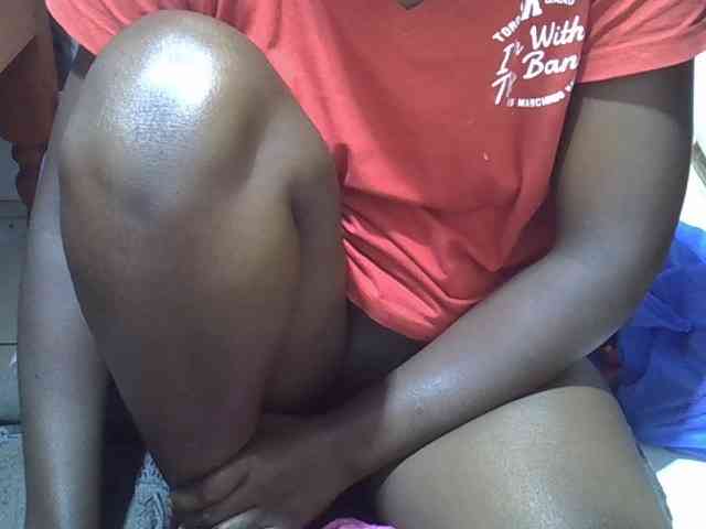 Ebonydora webcam