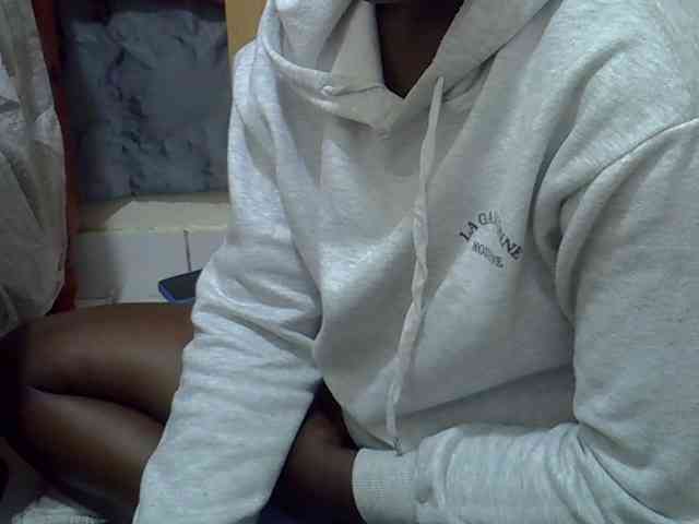 Ebonydora webcam