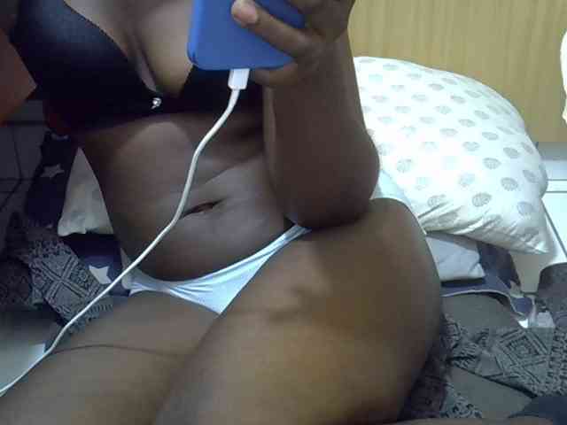Ebonydora webcam