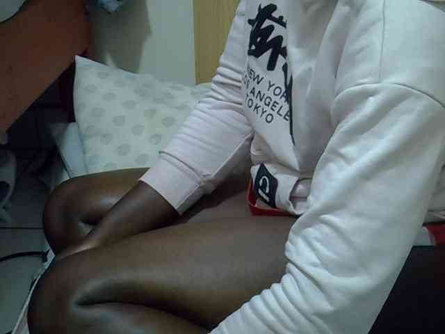 Ebonydora webcam