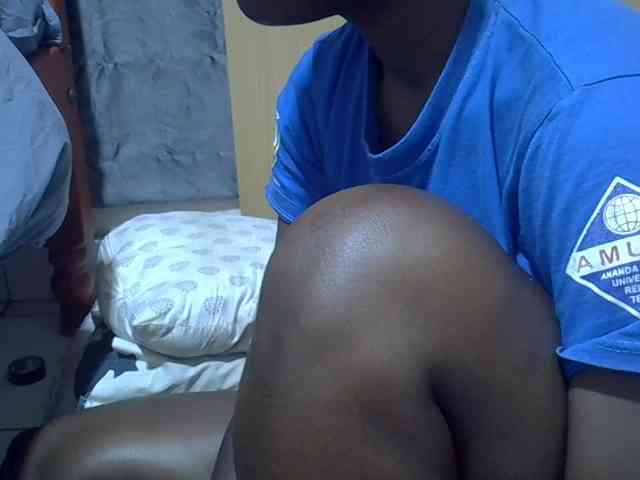 Ebonydora webcam