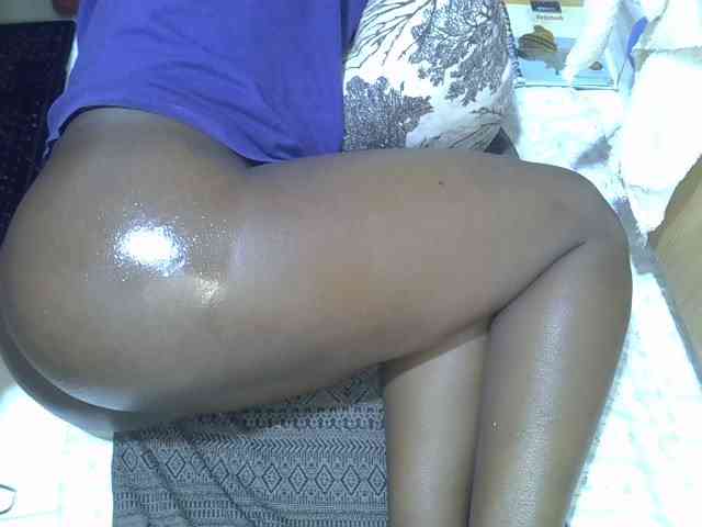 Ebonydora webcam