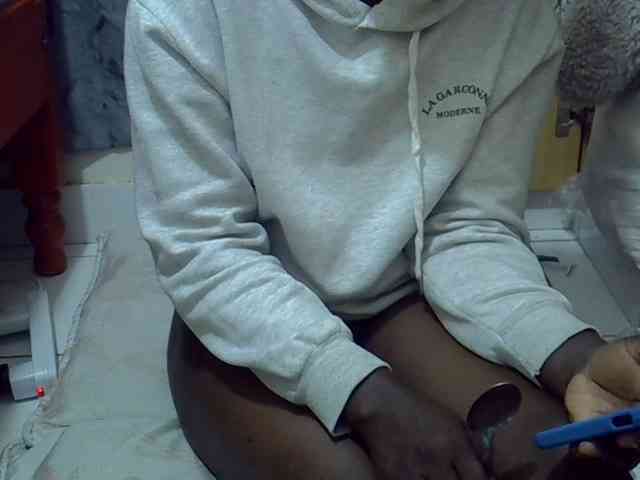 Ebonydora webcam
