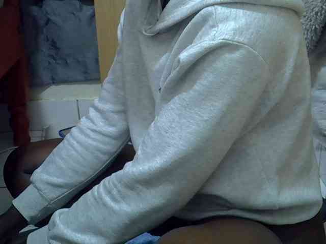 Ebonydora webcam