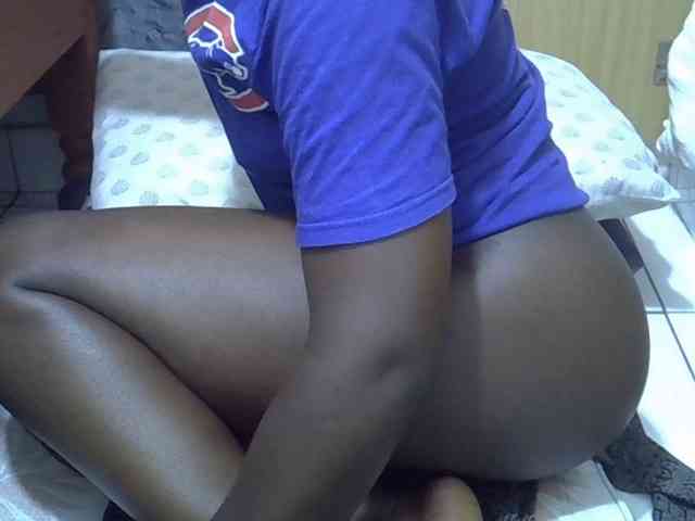 Ebonydora webcam
