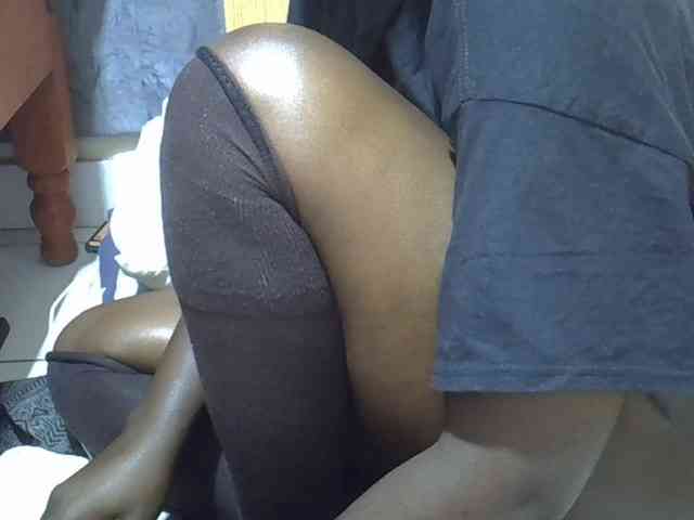 Ebonydora webcam