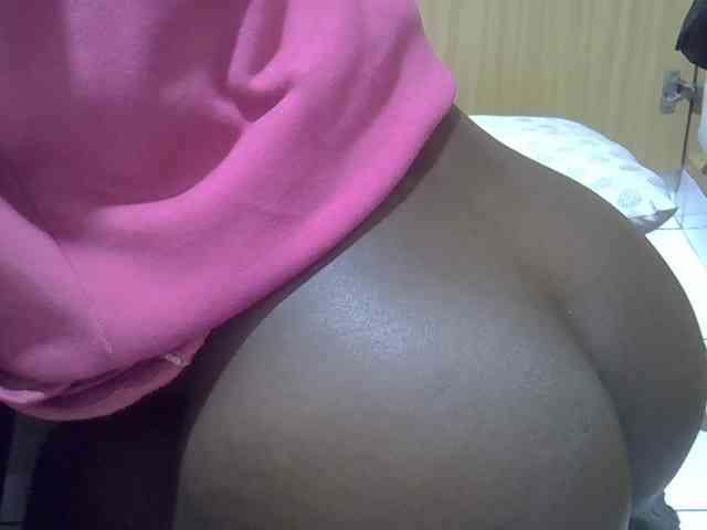 Ebonydora webcam