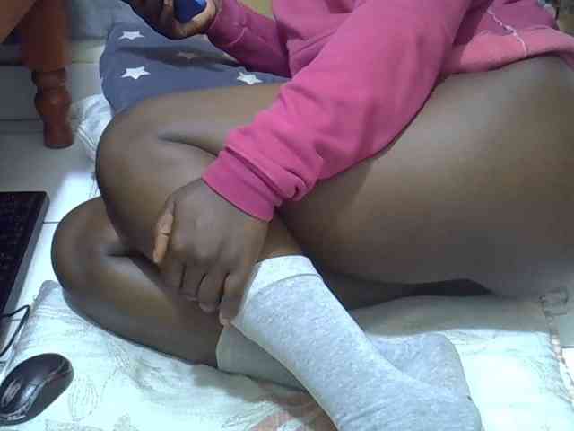 Ebonydora webcam