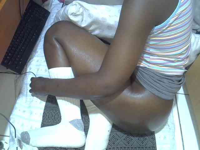 Ebonydora webcam