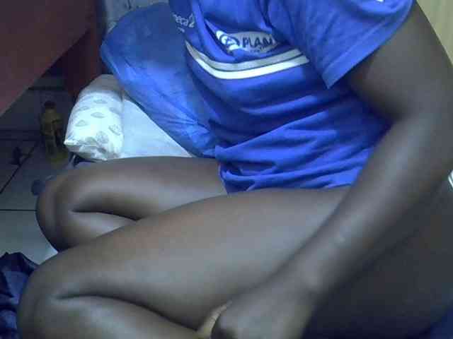 Ebonydora webcam