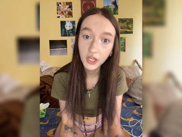 Maya-onelya live cam on BongaCams