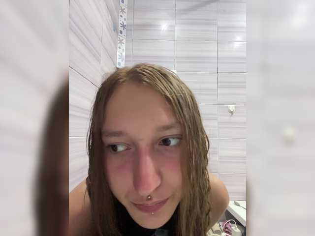 Maya-onelya live cam on BongaCams