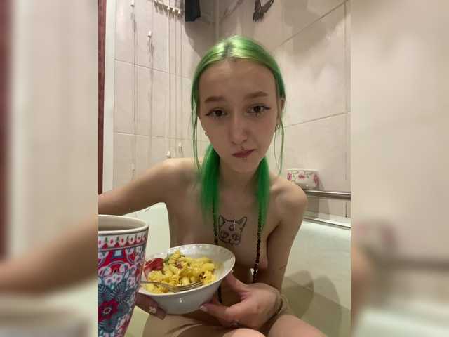 Maya-onelya's BongaCams show and profile