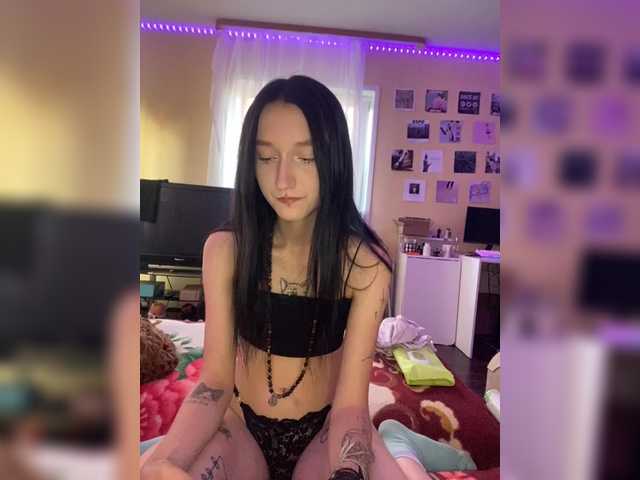 Maya-onelya live cam on BongaCams