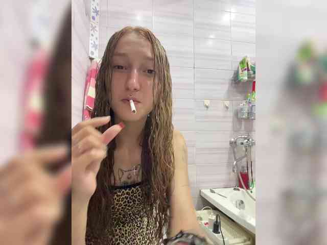 Mayaaaa00 webcam