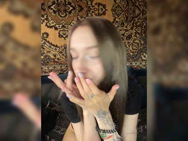Mayaaaa00 webcam