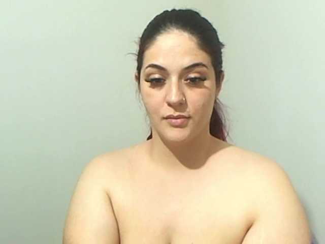 SkySupernova's BongaCams show and profile