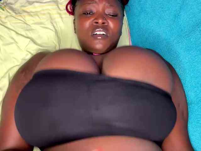 DreamInterracial webcam