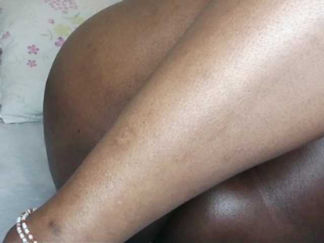 Sexxybhaddiea live cam preview