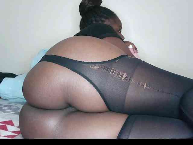 Sexxybhaddiea webcam
