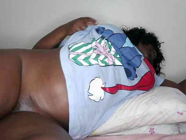 Sexxybhaddiea webcam