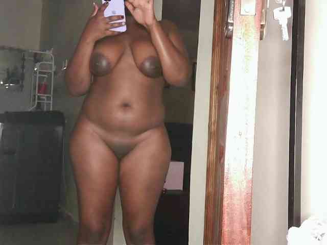 Sexxybhaddiea webcam