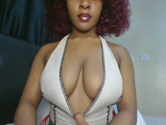 Sweet-Aura live cam preview