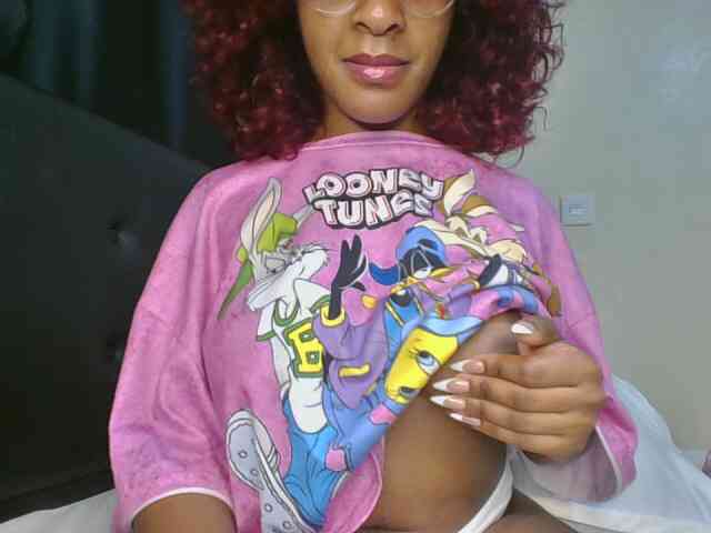 vickyprettyboobs webcam