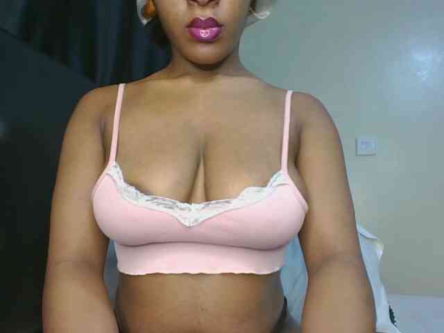vickyprettyboobs