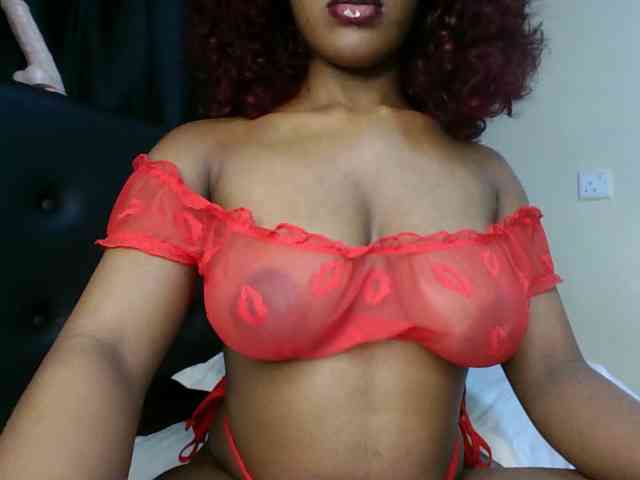 vickyprettyboobs webcam
