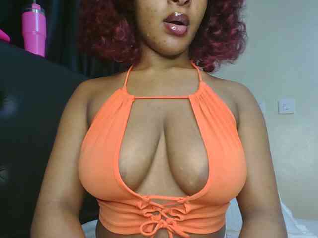 Sweet-Aura Live Webcam on BongaCams