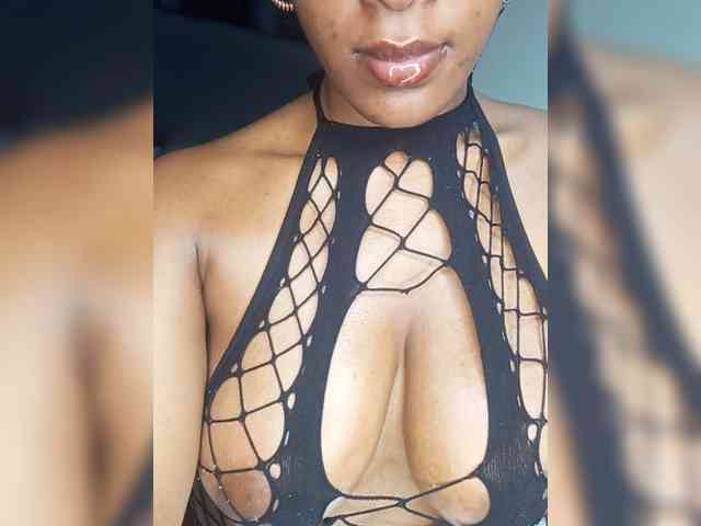 Model: vicky_pretty_tirries